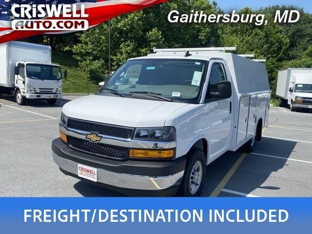 2025 Chevrolet Express Cutaway 3500 Base