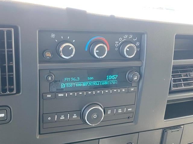 2025 Chevrolet Express Cutaway 3500 Base