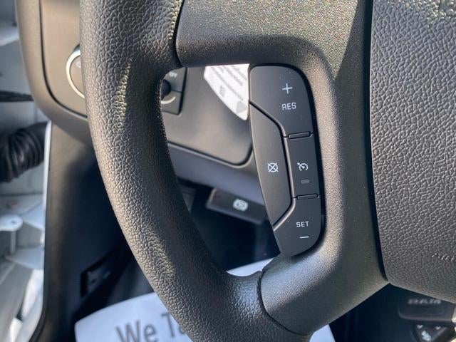 2025 Chevrolet Express Cutaway 3500 Base