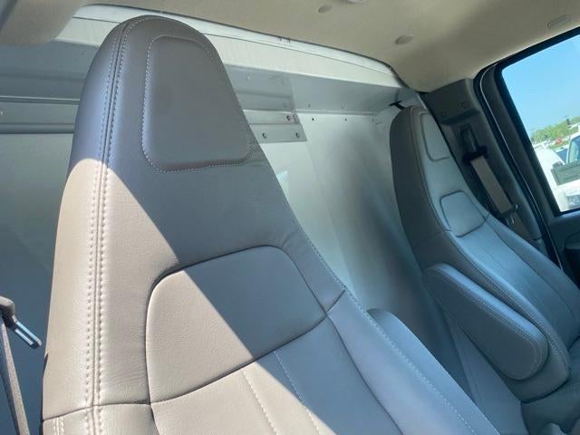 2025 Chevrolet Express Cutaway 3500 Base