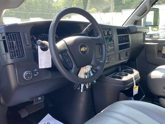 2025 Chevrolet Express Cutaway 3500 Base