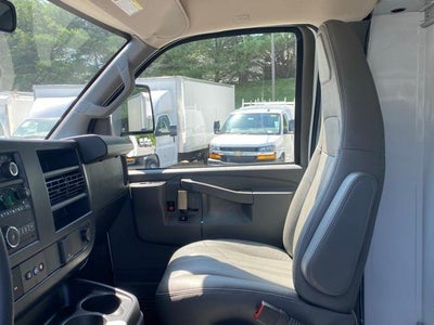 2025 Chevrolet Express Cutaway 3500 Base