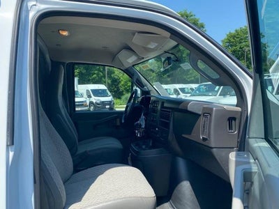 2025 Chevrolet Express Cutaway 3500 Base