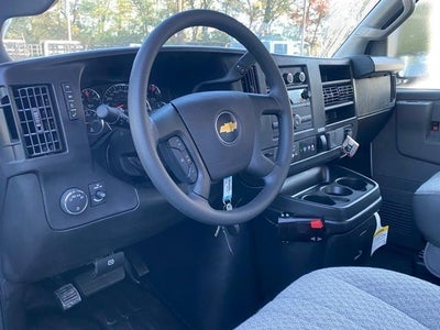 2025 Chevrolet Express Cutaway 3500 Base
