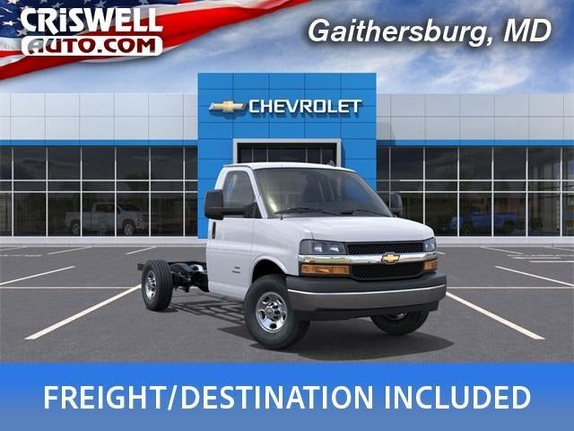 2025 Chevrolet Express Cutaway 3500 Base