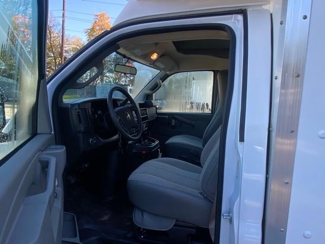 2025 Chevrolet Express Cutaway 3500 Base