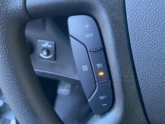 2025 Chevrolet Express Cutaway 3500 Base