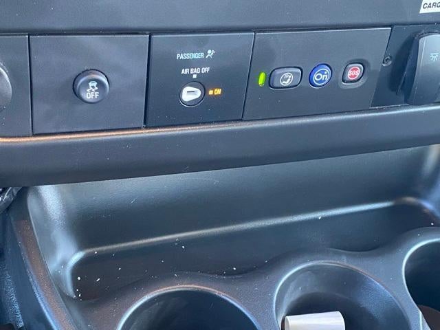 2025 Chevrolet Express Cutaway 3500 Base