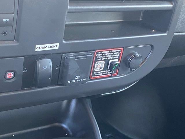 2025 Chevrolet Express Cutaway 3500 Base