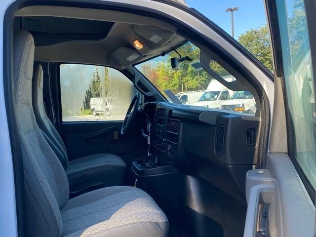 2025 Chevrolet Express Cutaway 3500 Base