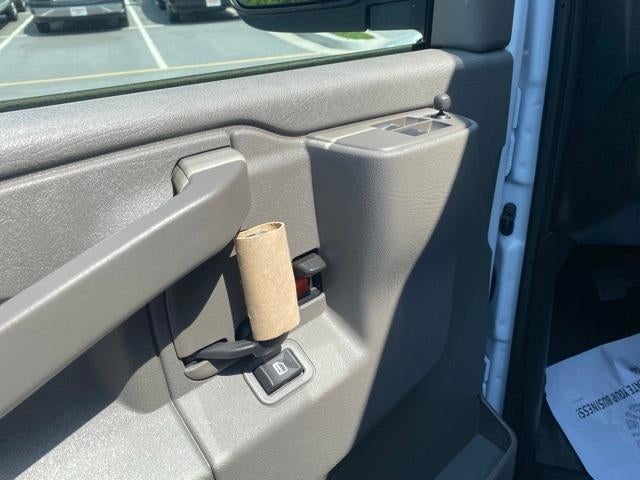 2025 Chevrolet Express Cutaway 3500 Base