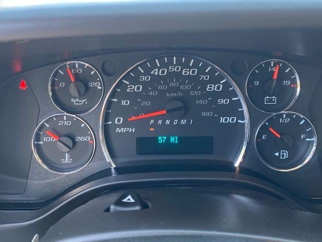 2025 Chevrolet Express Cutaway 3500 Base