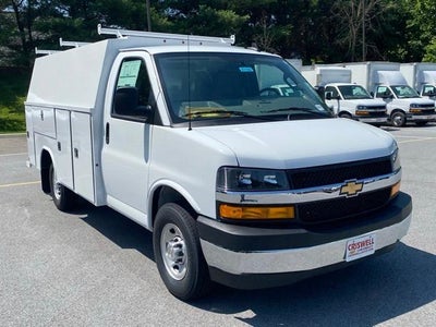 2025 Chevrolet Express Cutaway 3500 Base