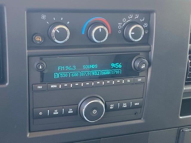 2025 Chevrolet Express Cutaway 3500 Base