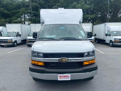 2025 Chevrolet Express Cutaway 3500 Base