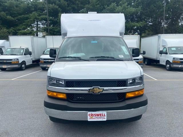 2025 Chevrolet Express Cutaway 3500 Base