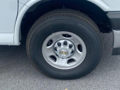 2025 Chevrolet Express Cutaway 3500 Base