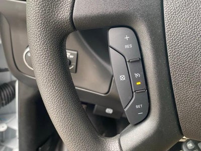 2025 Chevrolet Express Cutaway 3500 Base