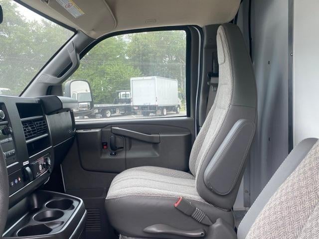 2025 Chevrolet Express Cutaway 3500 Base