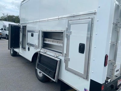 2025 Chevrolet Express Cutaway 3500 Base