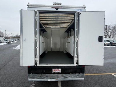 2025 Chevrolet Express Cutaway 3500 Base