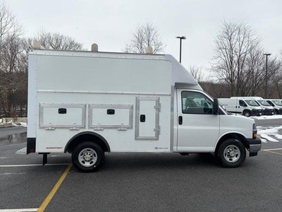 2025 Chevrolet Express Cutaway 3500 Base