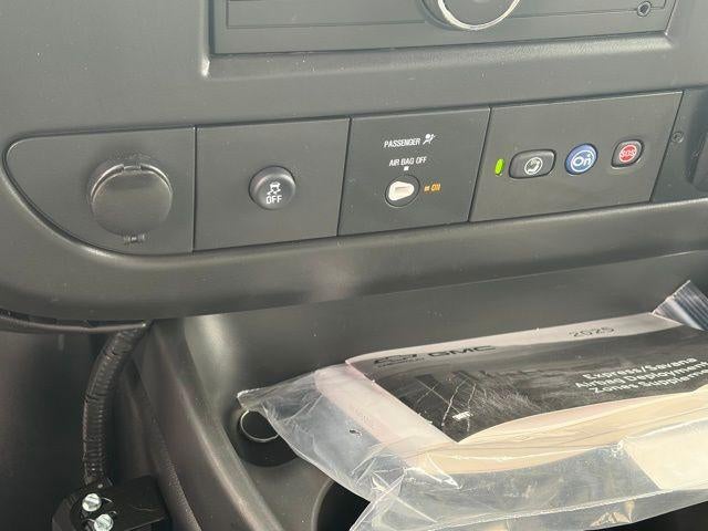 2025 Chevrolet Express Cutaway 3500 Base