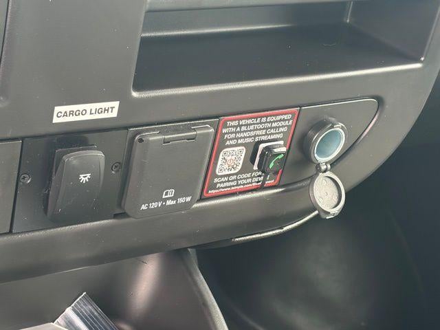 2025 Chevrolet Express Cutaway 3500 Base