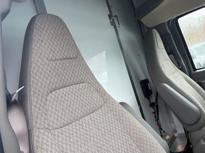 2025 Chevrolet Express Cutaway 3500 Base