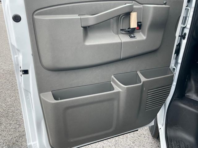 2025 Chevrolet Express Cargo 2500 Base