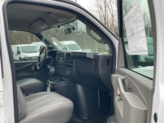2025 Chevrolet Express Cargo 2500 Base