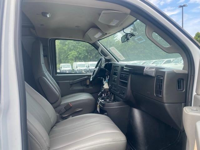 2025 Chevrolet Express Cargo 2500 Base