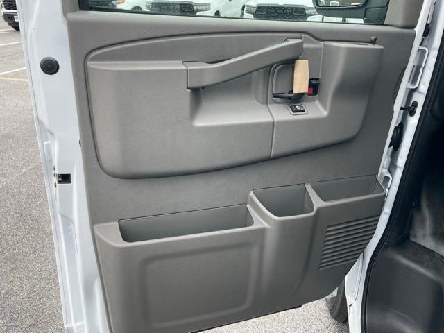 2025 Chevrolet Express Cargo 2500 Base