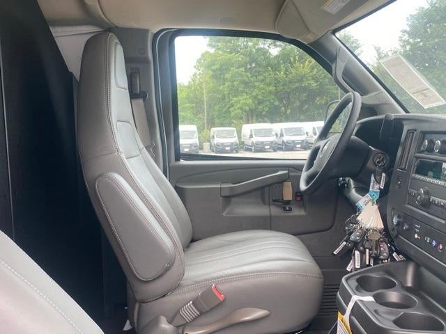 2025 Chevrolet Express Cargo 2500 Base