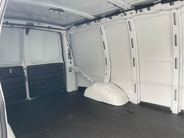 2025 Chevrolet Express Cargo 2500 Base