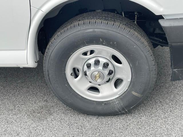 2025 Chevrolet Express Cargo 2500 Base