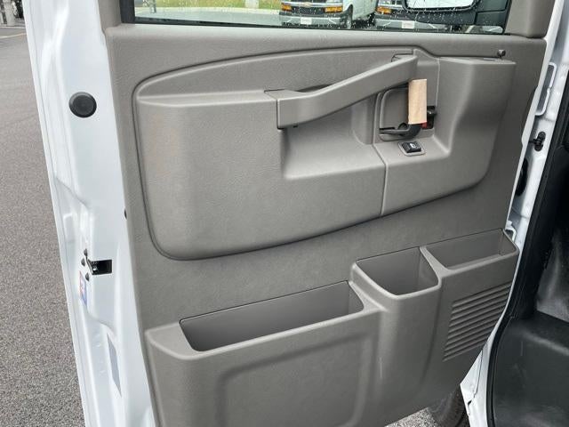 2025 Chevrolet Express Cargo 2500 Base