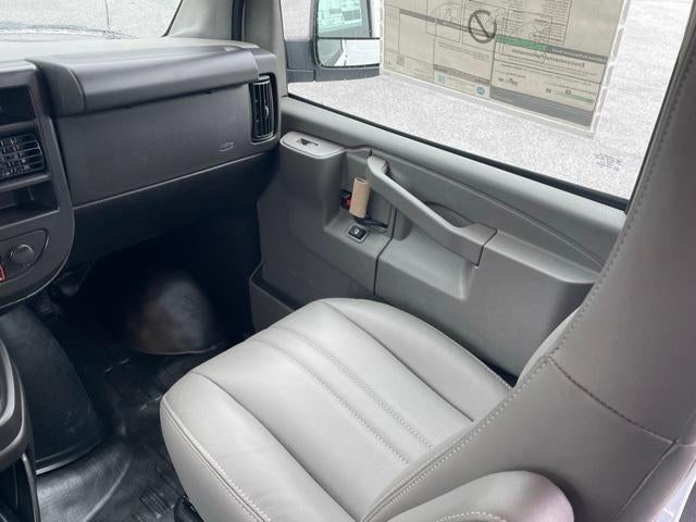 2025 Chevrolet Express Cargo 2500 Base