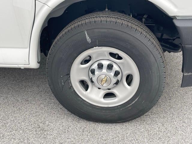 2025 Chevrolet Express Cargo 2500 Base