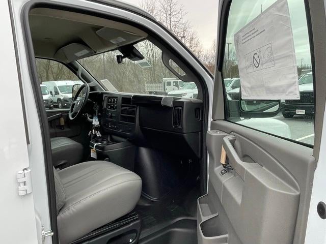 2025 Chevrolet Express Cargo 2500 Base
