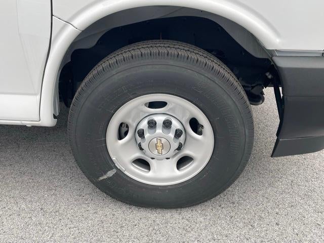 2025 Chevrolet Express Cargo 2500 Base