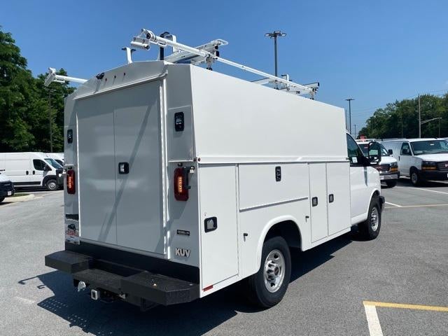 2024 GMC Savana Cutaway 3500 Base