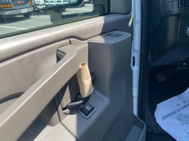 2024 GMC Savana Cutaway 3500 Base