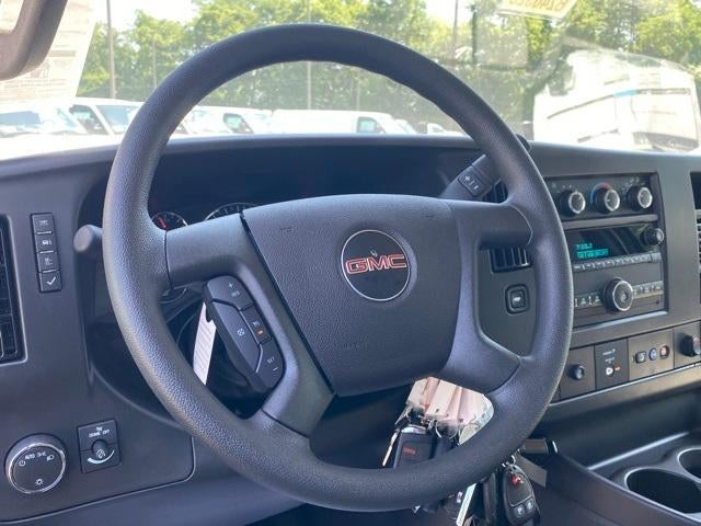 2024 GMC Savana Cutaway 3500 Base