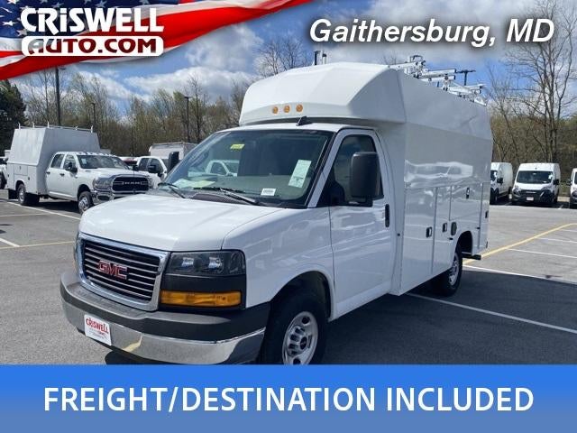 2024 GMC Savana Cutaway 3500 Base