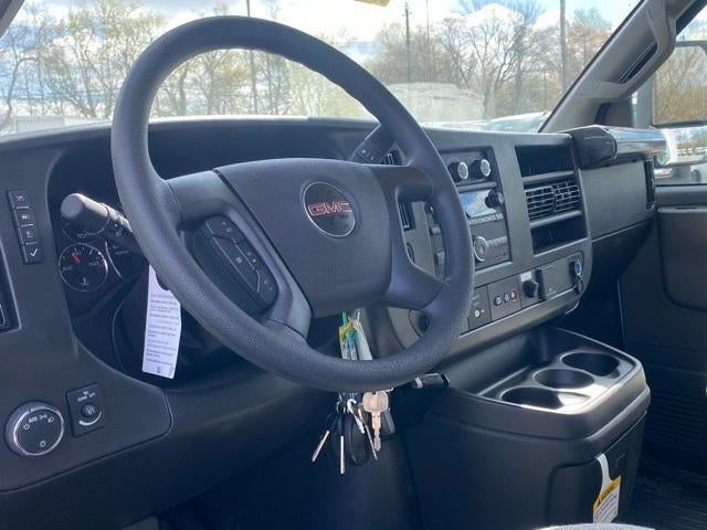 2024 GMC Savana Cutaway 3500 Base