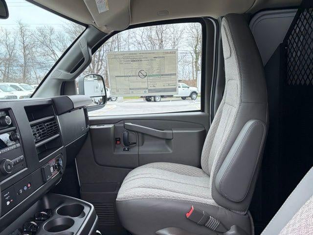 2026 GMC Savana Cargo Base