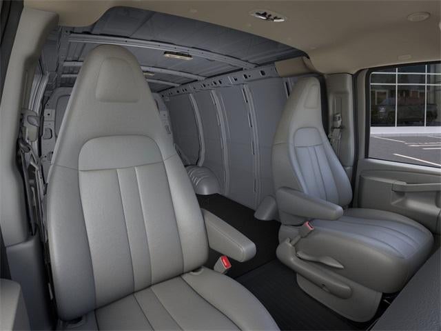 2025 GMC Savana Cargo 2500 Base
