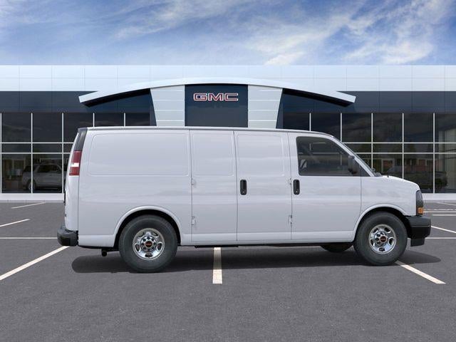 2025 GMC Savana Cargo Base