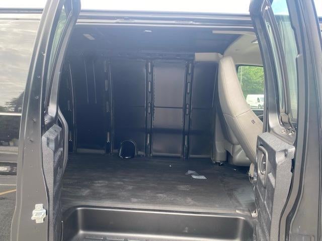 2025 GMC Savana Cargo 3500 Base